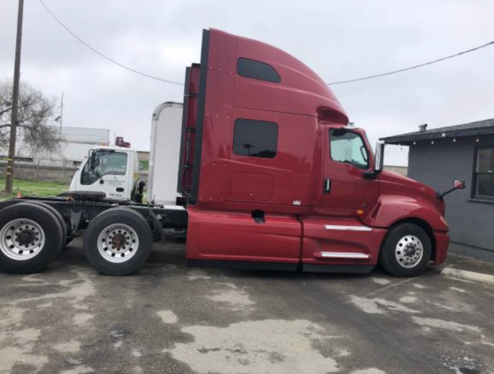 this image shows mobile truck repair in Litchfield, NH